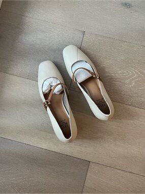 Cream Leather Mary Jane Block Heels with Tan Strap